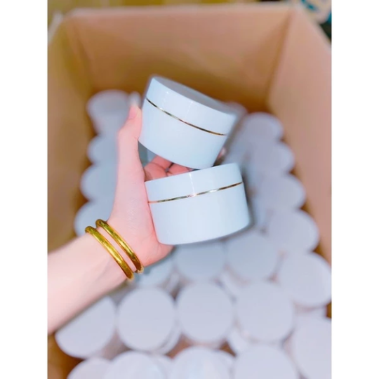 Hủ nhựa đựng kem 100g màu trắng