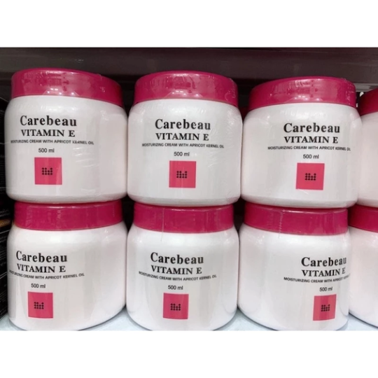 Kem dưỡng da Carebeau Vitamin E 500g hồng Thái Lan