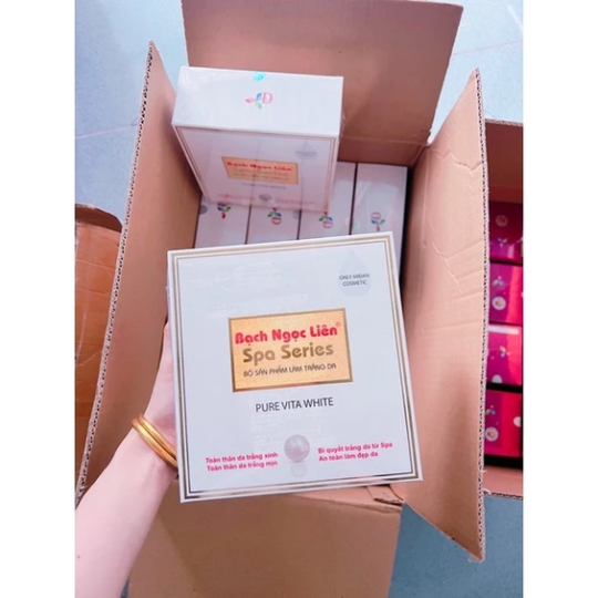 01 Bộ kem bạch ngọc liên và Tắm trắng bạch ngọc liên spa series
