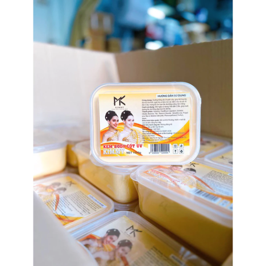 Lẻ 1 hộp 1kg kem body cốt uv kimmy màu trắng