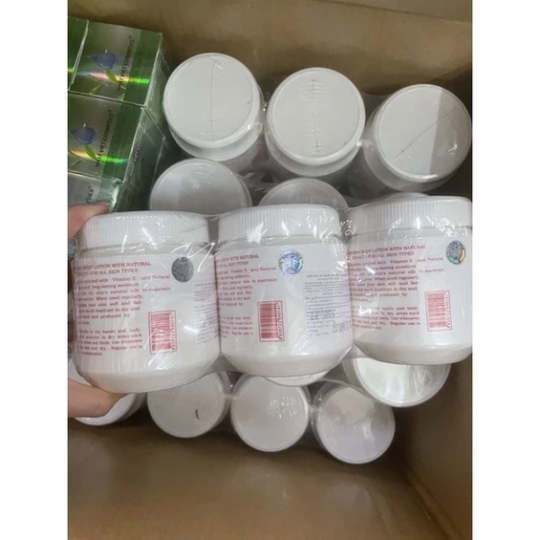 Lẻ hủ 350g lôtion thái màu trắng
