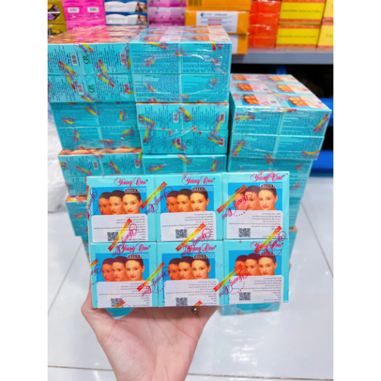 Sỉ lố 12 hộp kem young one 4.5gram ( xù thái )